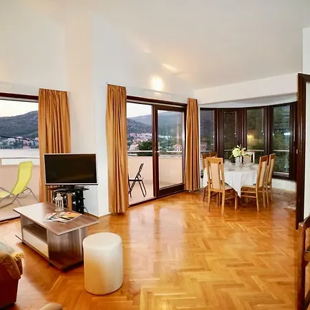 Villa Deluxe Marisia