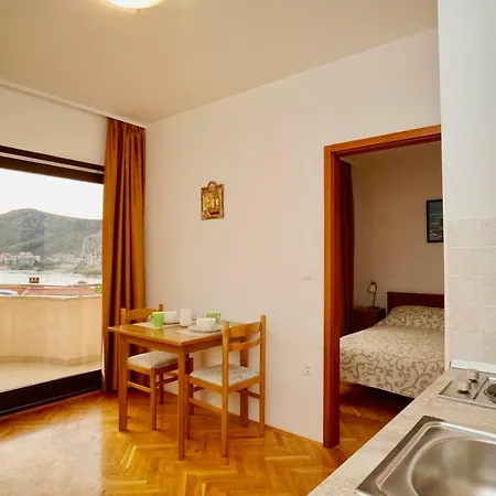 Deluxe Marisia Villa